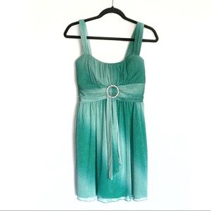 ❌DONATED❌Emerald Sundae Sparkly Cocktail Dress - L